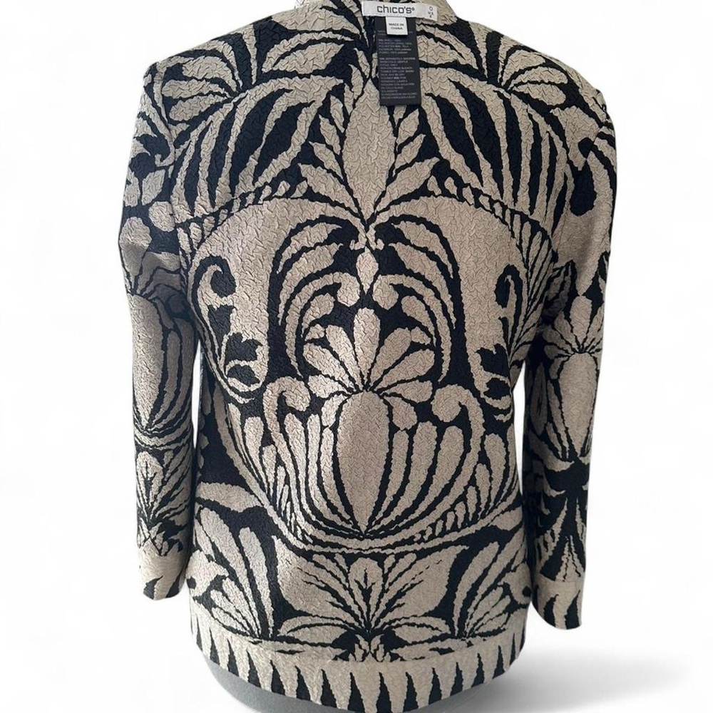 Chico’s Traveler’s Collection reversible crushed print jacket size S (Chico’s 0) - Picture 4 of 9